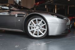 Fahrzeugabbildung Aston Martin V8 Vantage S *MWST. / 2. HAND / SCHECKHEFT*