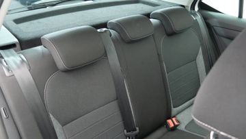 Skoda Fabia Drive 125 Best Of 1.0 TSI NAV PDC LED
