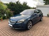 Opel Insignia ST 2.0 ECOTEC DI Turbo 4x4 Country Tour - Opel Insignia: Ecotec