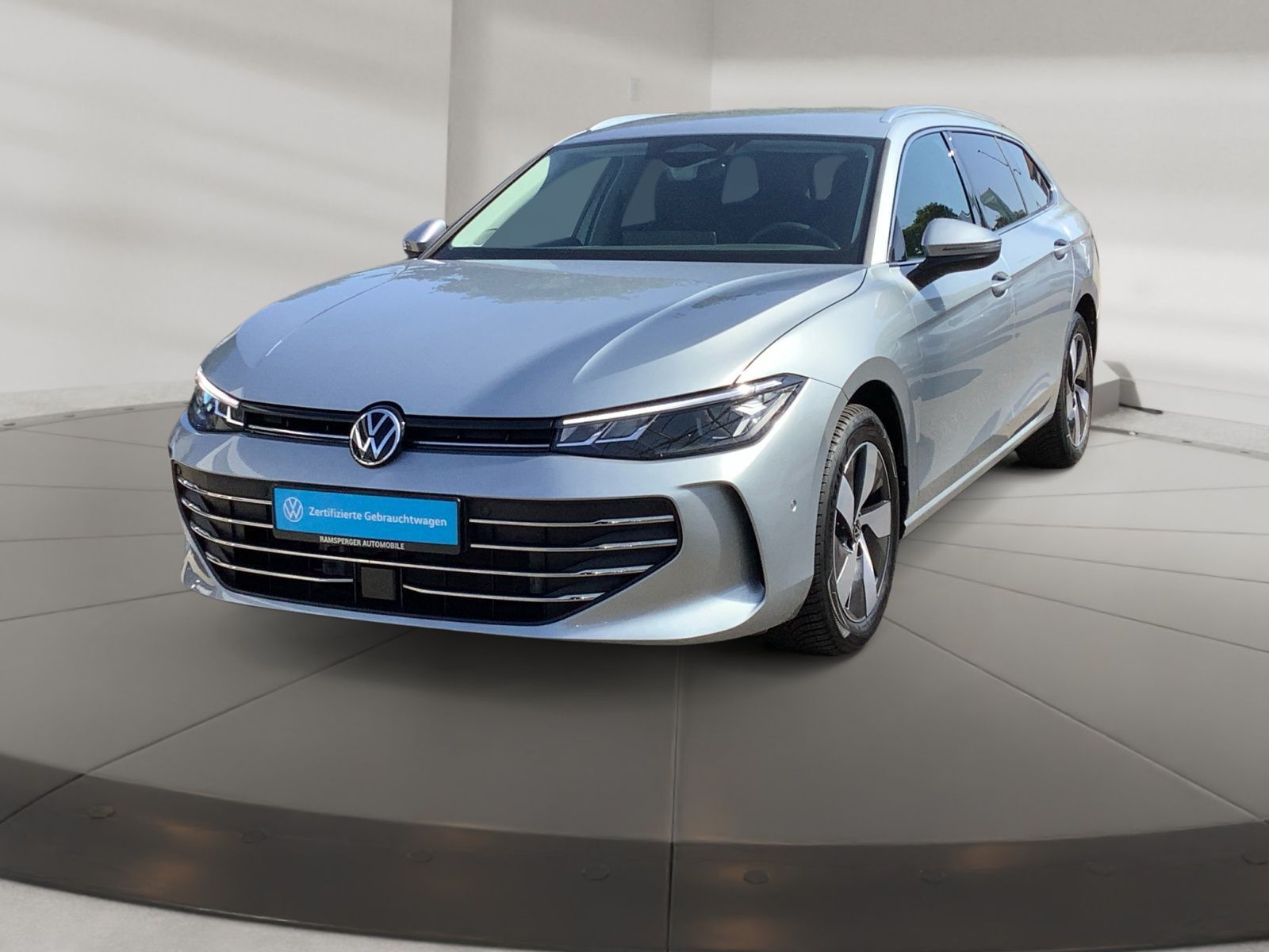 Volkswagen Passat Variant 1.5 TSI DSG Business ACC LED Kame foto 2