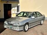 Opel Omega A 3000 24V - Opel Omega: 24v