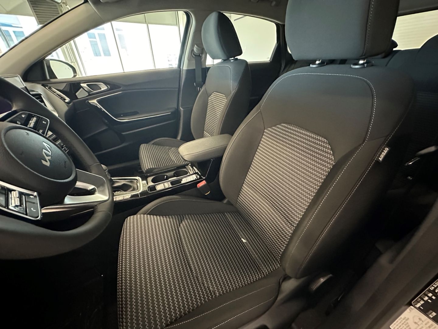 Fahrzeugabbildung Kia Ceed Ultimate Edition  1.5 T-GDI