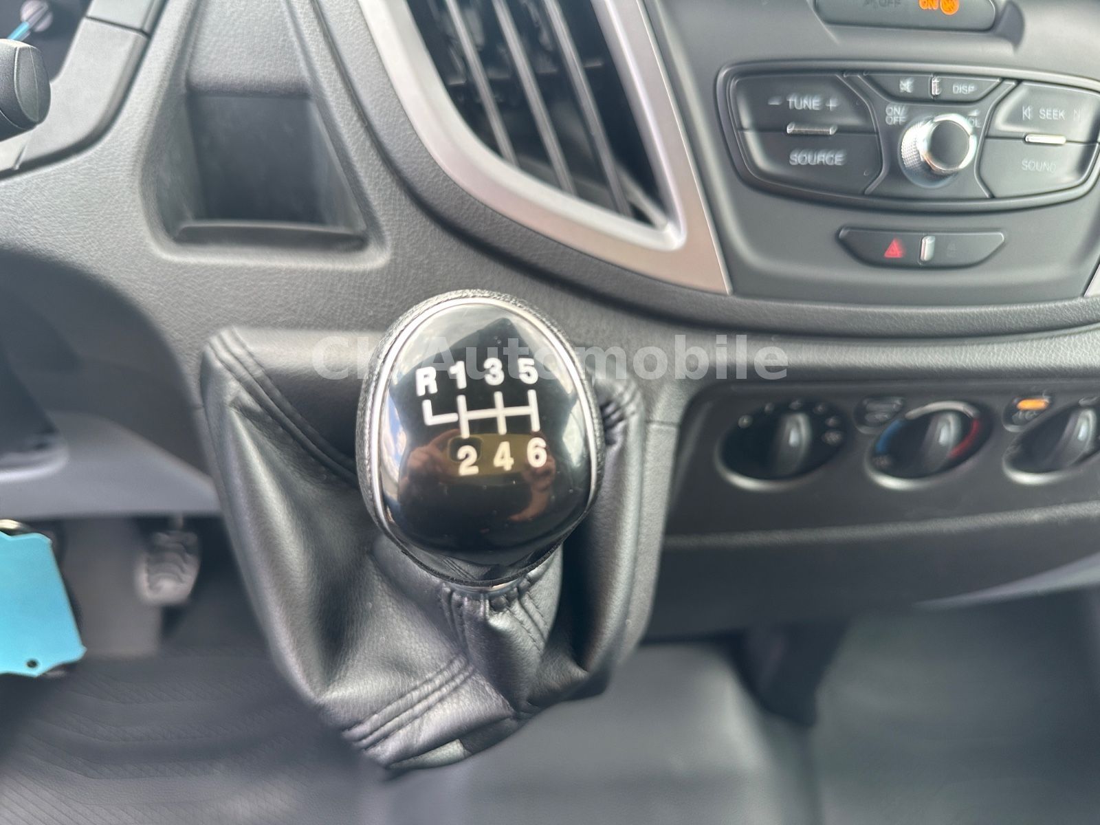 Fahrzeugabbildung Ford Transit Kasten 350 H2L3 Trend/Navi/Klima/PDC