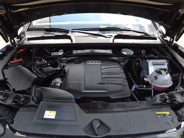 Q5 40 TDI quattro S-tronic AHK/MATRIX/NAVI/AVC/1
