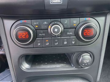 Nissan Qashqai I-Way 4X4 Tempo,Kam,Navi,Face*mtl. 110€*
