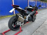 Aprilia RSV4 1100 Factory el. Öhlinsfahrwerk, Brembo usw - APRILIA HAMBURG