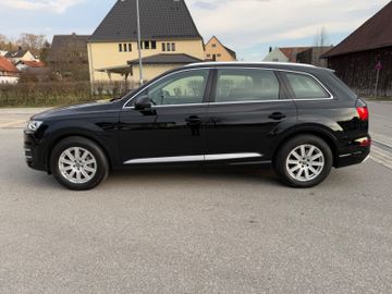Audi Q7 - 4