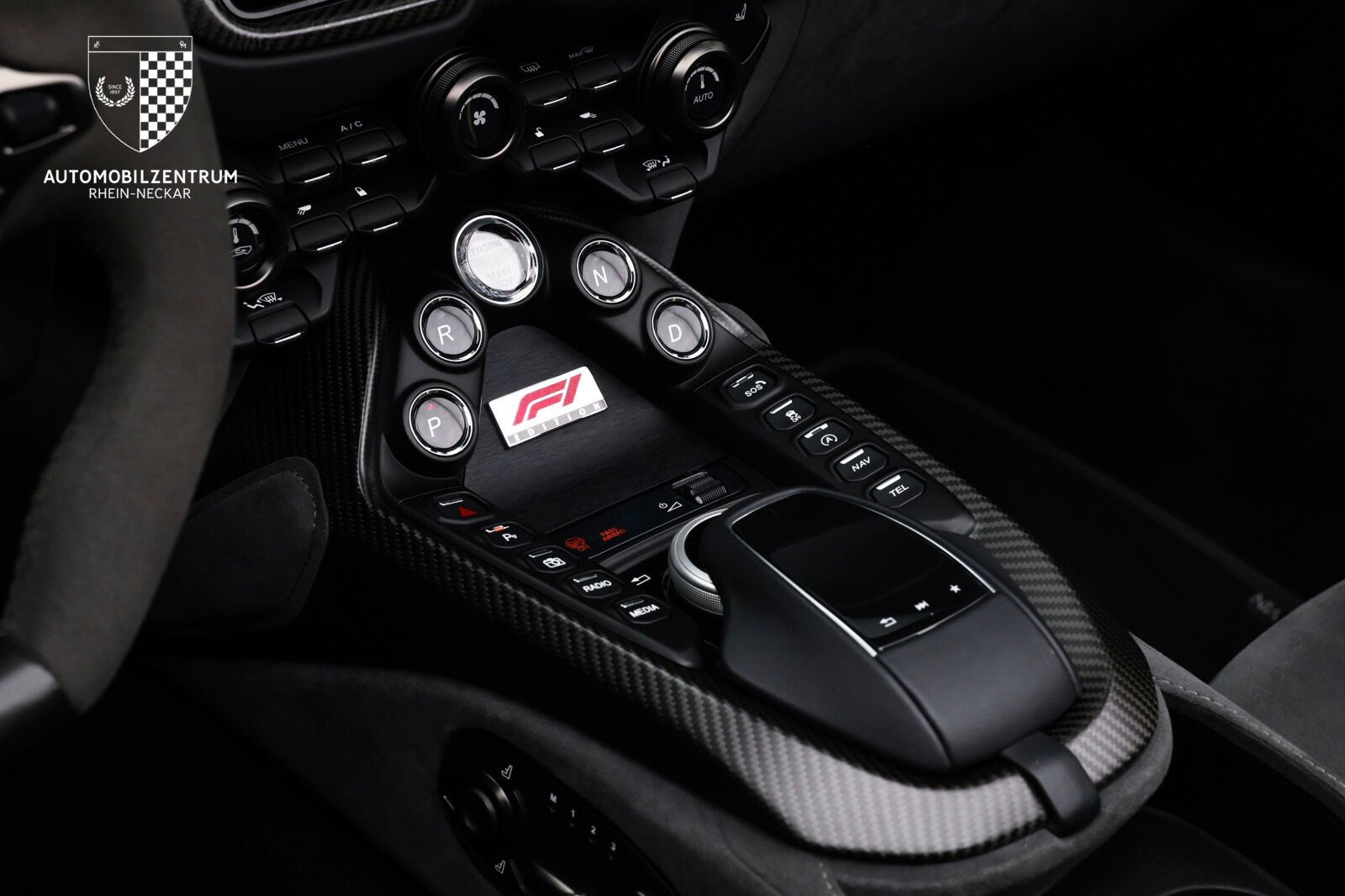 Aston Martin V8 Vantage - Bild 31