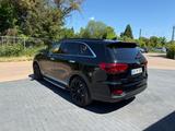Kia Sorento 2.2 CRDi AWD GT Line Automatik GT Line - Kia Sorento von privat