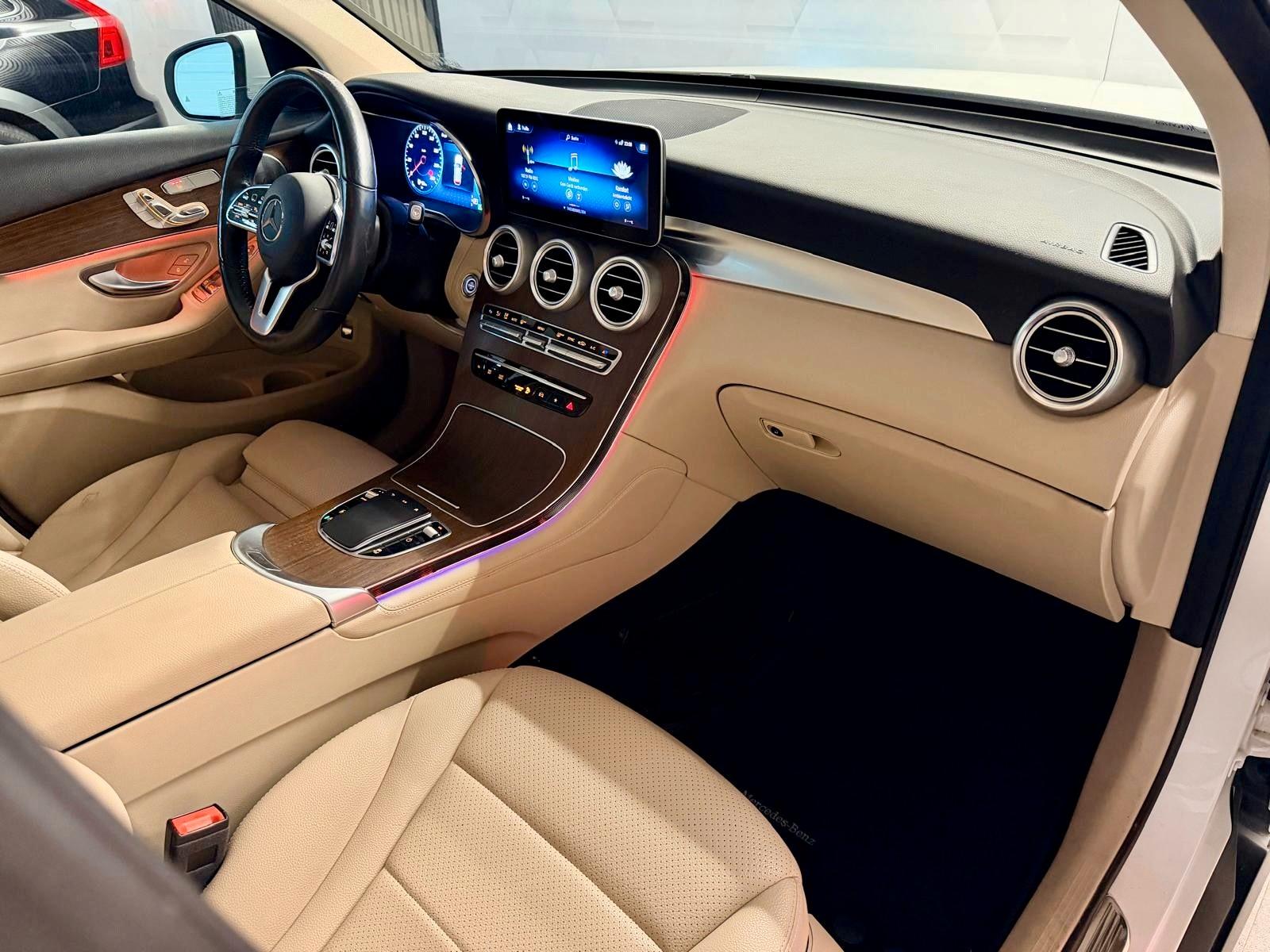 Mercedes-Benz GLC 300*4Matic*Autom.*Leder*Pano*Burmester*LED*