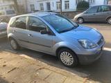 Ford Fiesta 1,4 16V Ambiente Ambiente