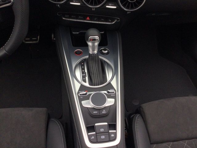 TTS Roadster TFSI quattro,Nackenheizung,B&O,Opti