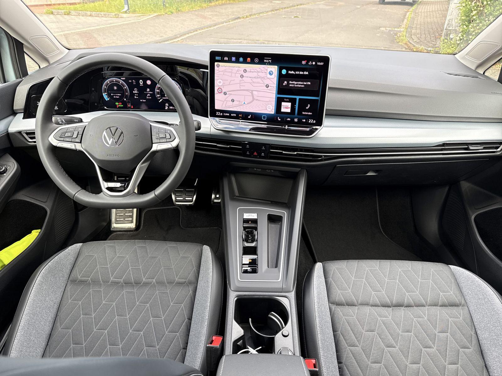 Volkswagen Golf VIII Energy 1.5 eTSI DSG, AHK, RFK, NAVI, миниатюра 11