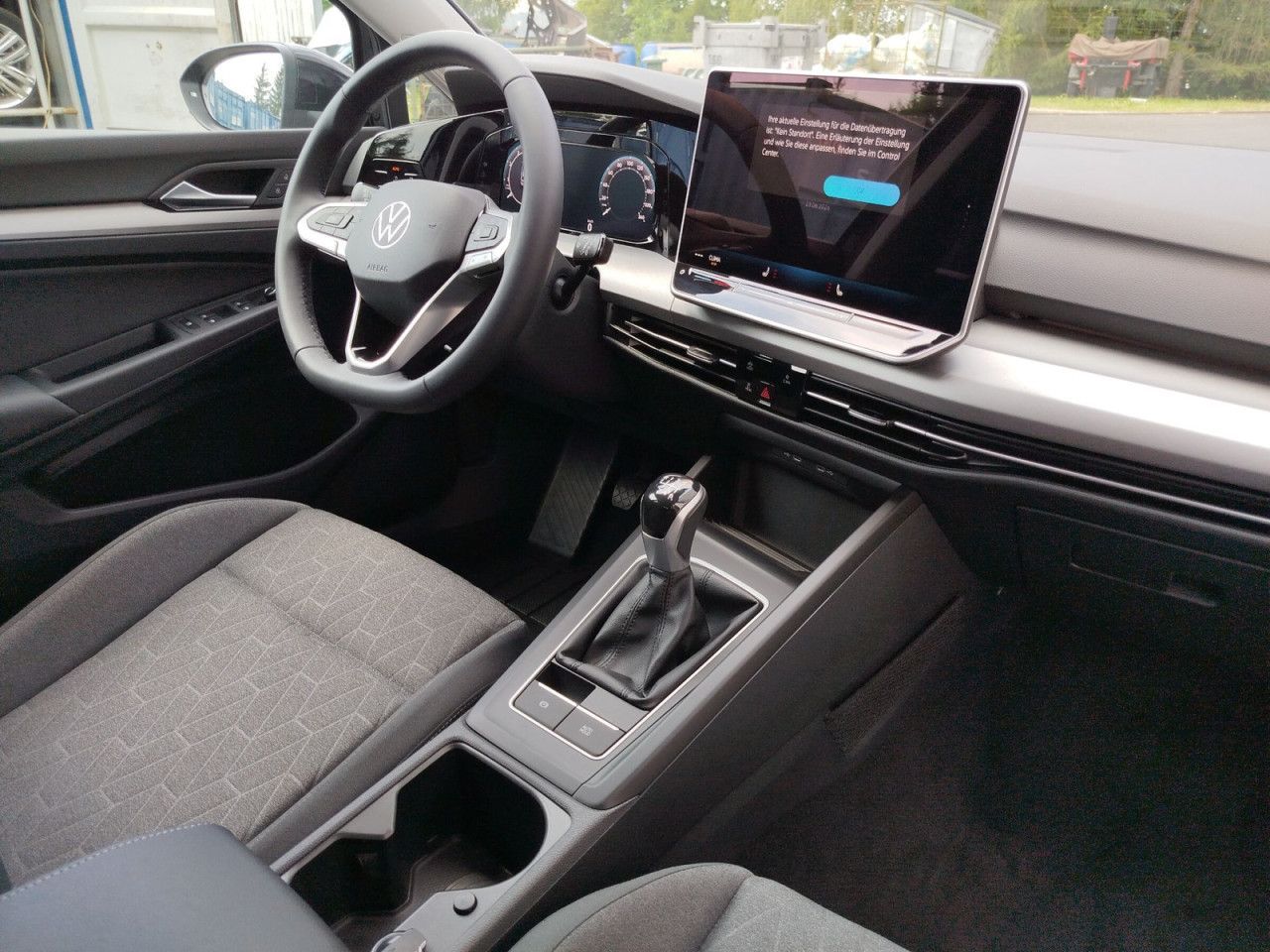 Fahrzeugabbildung Volkswagen Golf Life 1.5 l TSI OPF 85 kW (116 PS) 6-Gang