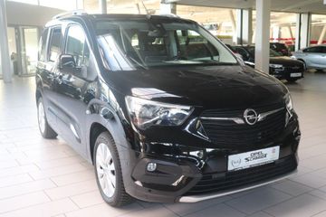 Fotografie des Opel Combo Life 1.2 Turbo Start/Stop Innovation