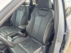Fahrzeugabbildung Audi Q3 40 TDI quattro S LINE PANO AHK MATRIX VIRTUAL