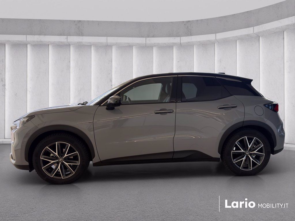 Other LEXUS LBX 1.5 hybrid Cool 4wd del 2025 imagem 2
