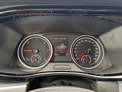 Fahrzeugabbildung Volkswagen T6.1 Multivan lang 4MOTION DSG - Standhzg*Navi!!