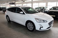 Fahrzeugabbildung Ford Focus AUTOMATIK Turnier Cool & Connect AHK + ACC