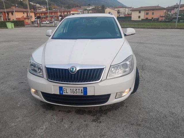 Skoda Octavia 1.6 TDI CR F.AP. Wagon Elegance