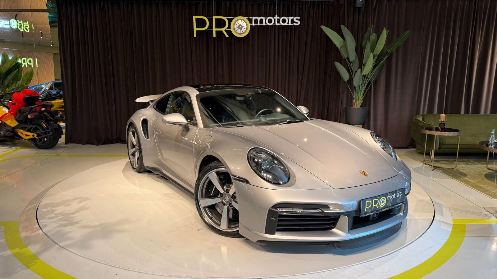 Porsche 911 Turbo S