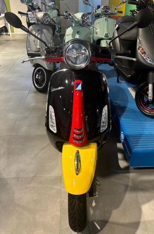 Vespa Primavera 125 WALT DISNEY E5 ABS