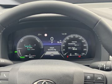 Toyota C-HR - 11