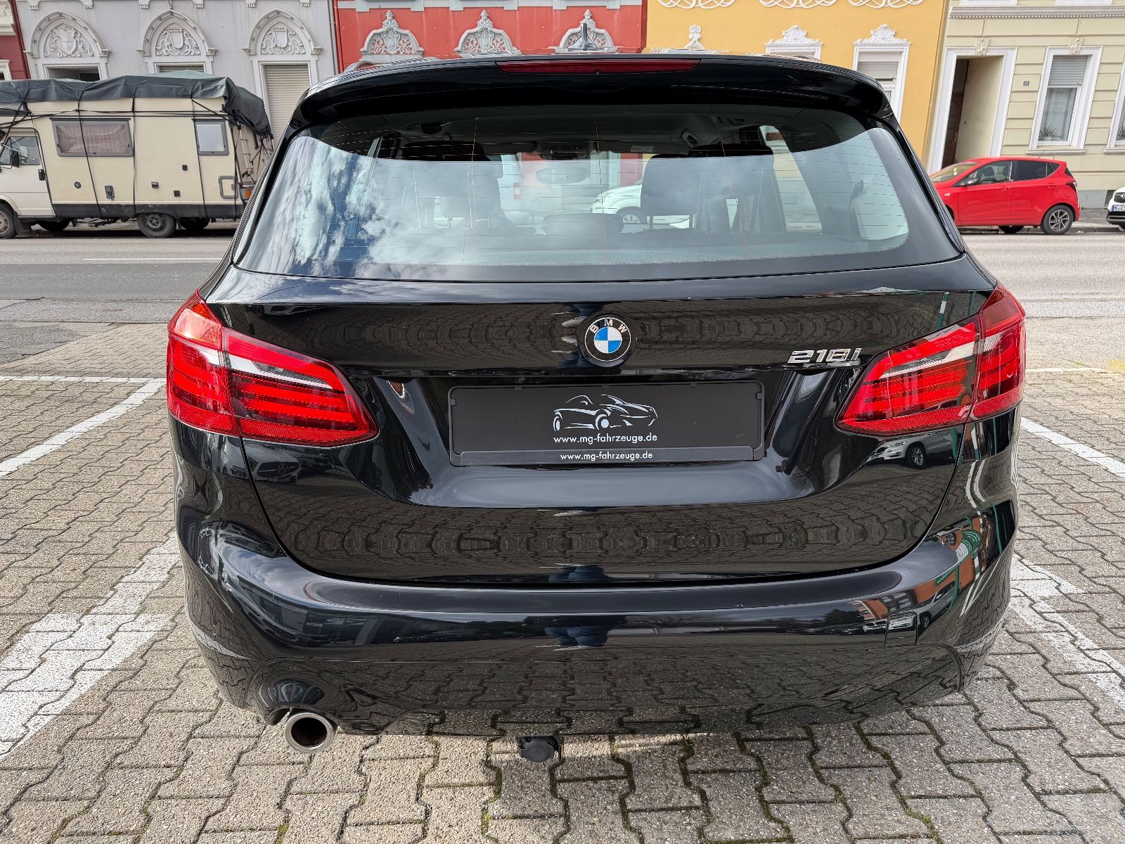 Fahrzeugabbildung BMW 218 Active Tourer NAVI LED AHK TEMPOMAT