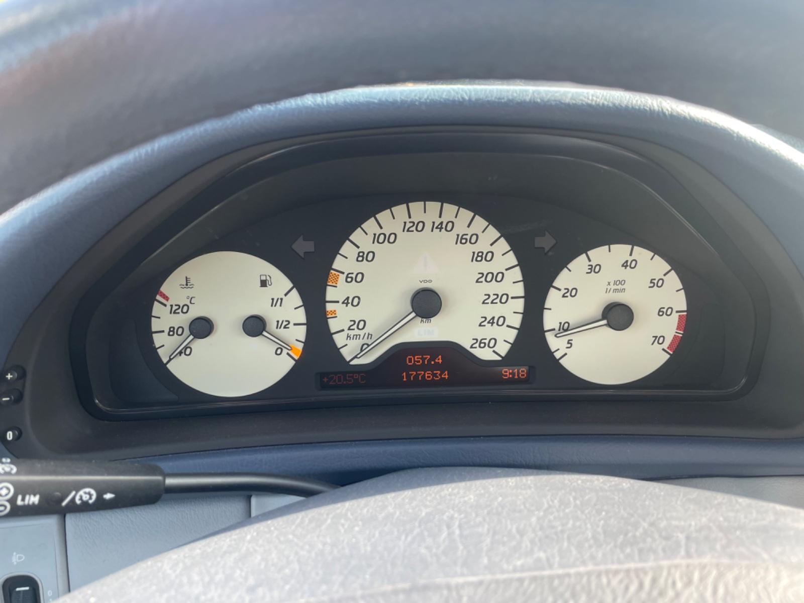 Mercedes-Benz CLK 320 ELEGANCE