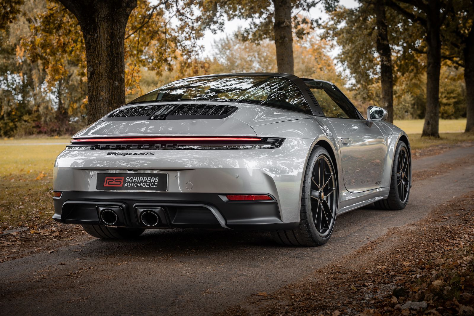 Fahrzeugabbildung Porsche 911 992 .2 Targa 4 GTS T-Hyb. BURMESTER|LIFT|930