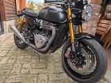 Triumph Thruxton 1200 R - TRIUMPH THRUXTON