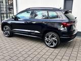 Skoda Karoq 1.5l TSI DSG Sportline  AHK,19",Navi,5/100 - Skoda Karoq Tageszulassungen
