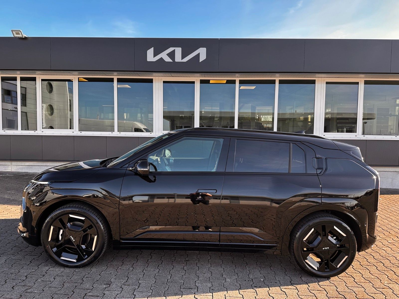 Fahrzeugabbildung Kia EV3 81,4 GT-Line  DWP COM