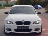 BMW 335 Baureihe 3 Cabrio 335i - BMW 335 aus 2008: Cabrio