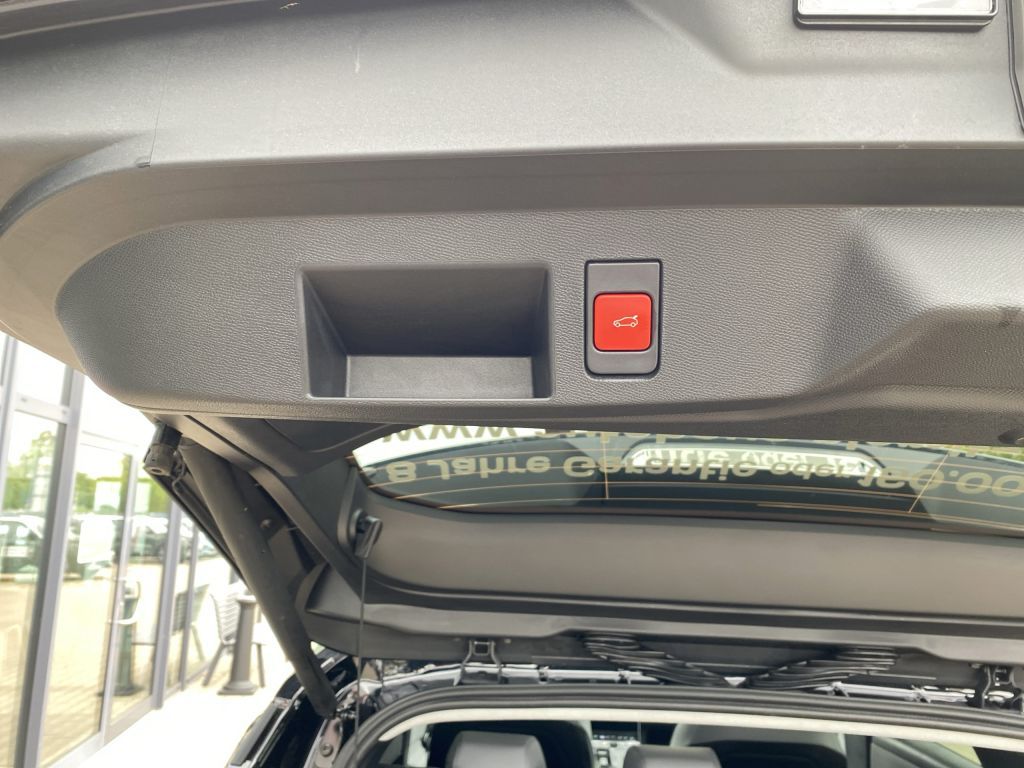 Fahrzeugabbildung Citroën e-C5 Aircross 210 Komfort-Range MAX *Allwetterre