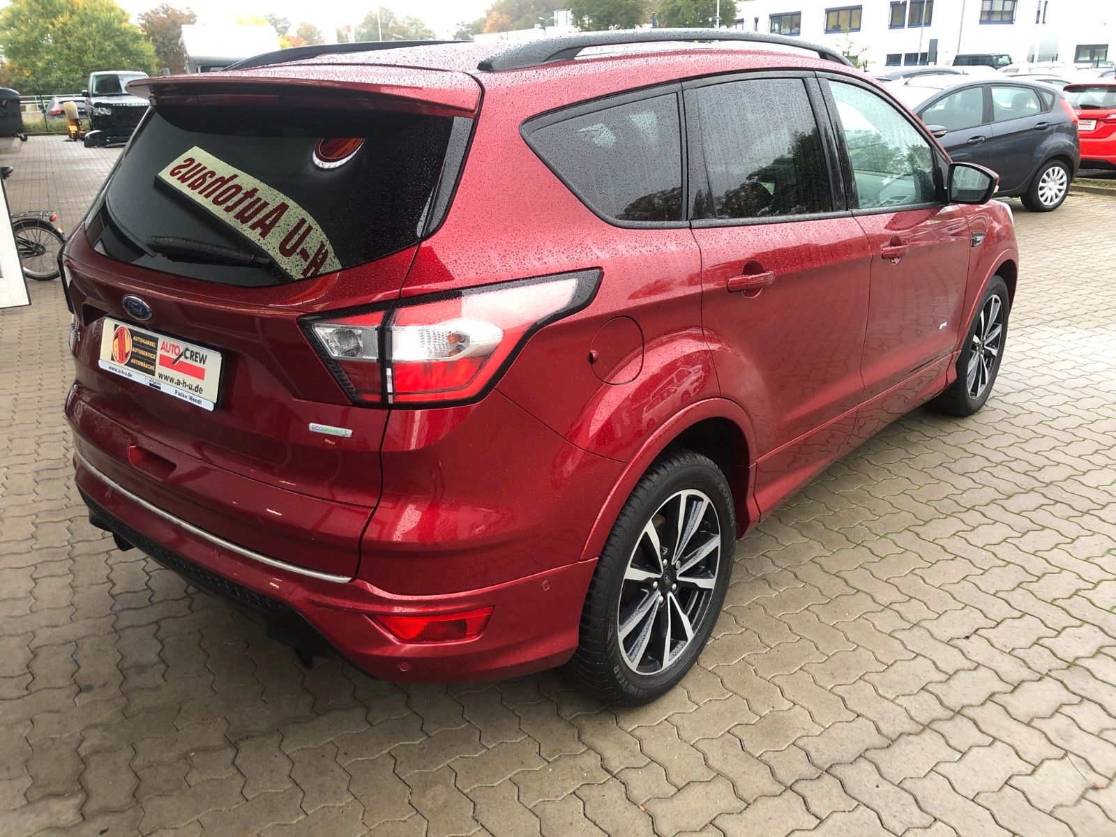 Fahrzeugabbildung Ford Kuga ST-Line 1.6 Automatik / Schiebedach