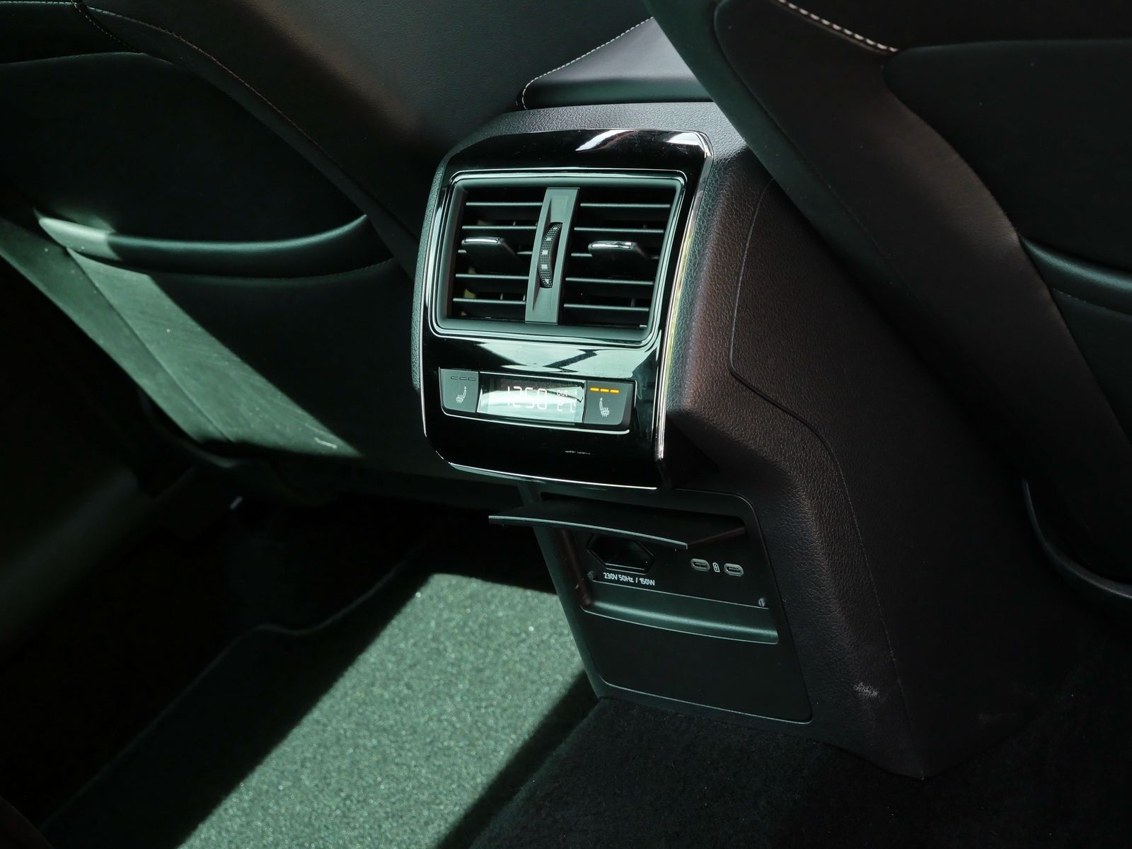 Skoda Superb - Bild 18