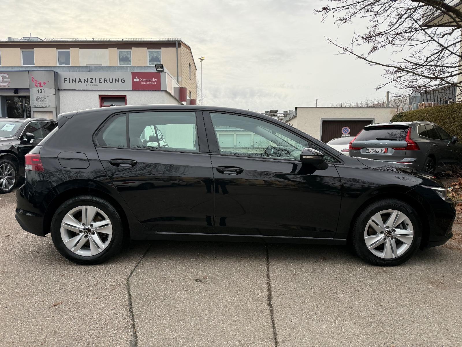 Volkswagen Golf VIII LIM. 1.5 TSI Life/DSG/ACC/NAVI/LED/ALU, миниатюра 6