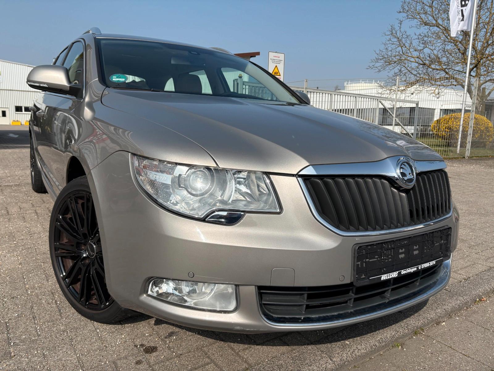 Skoda Superb Combi  1.8 TSI Elegance'Alu*AHK*Alcantara
