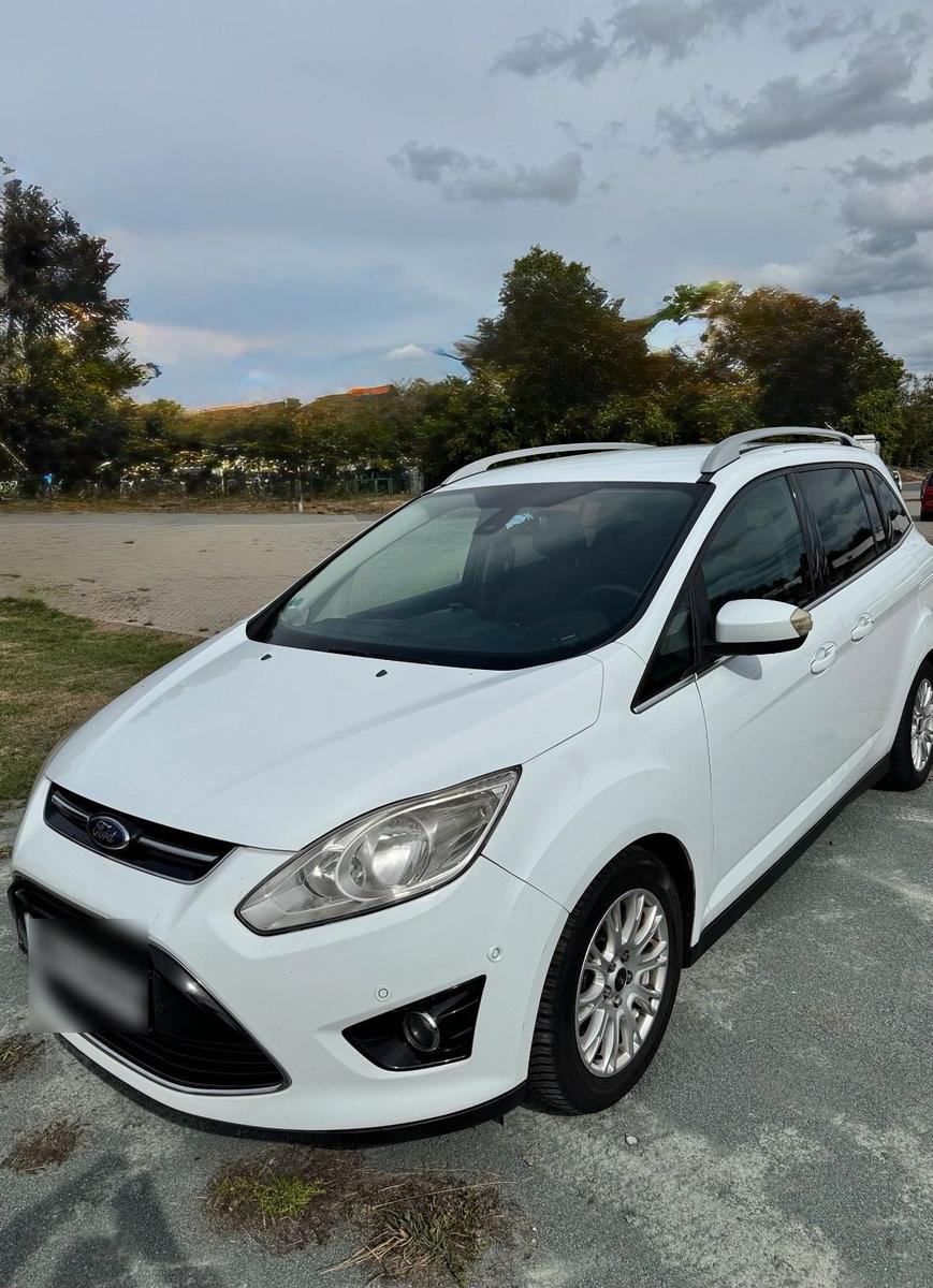Ford Grand C-MAX 2012 — interior