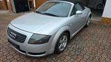 Audi TT Roadster Cabrio - Audi TT aus 2000: Roadster