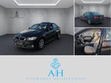 BMW 320i*Limousine*Leder*Navi*SHZ*Schiebedach*++ - BMW 320 aus 2011: 320i