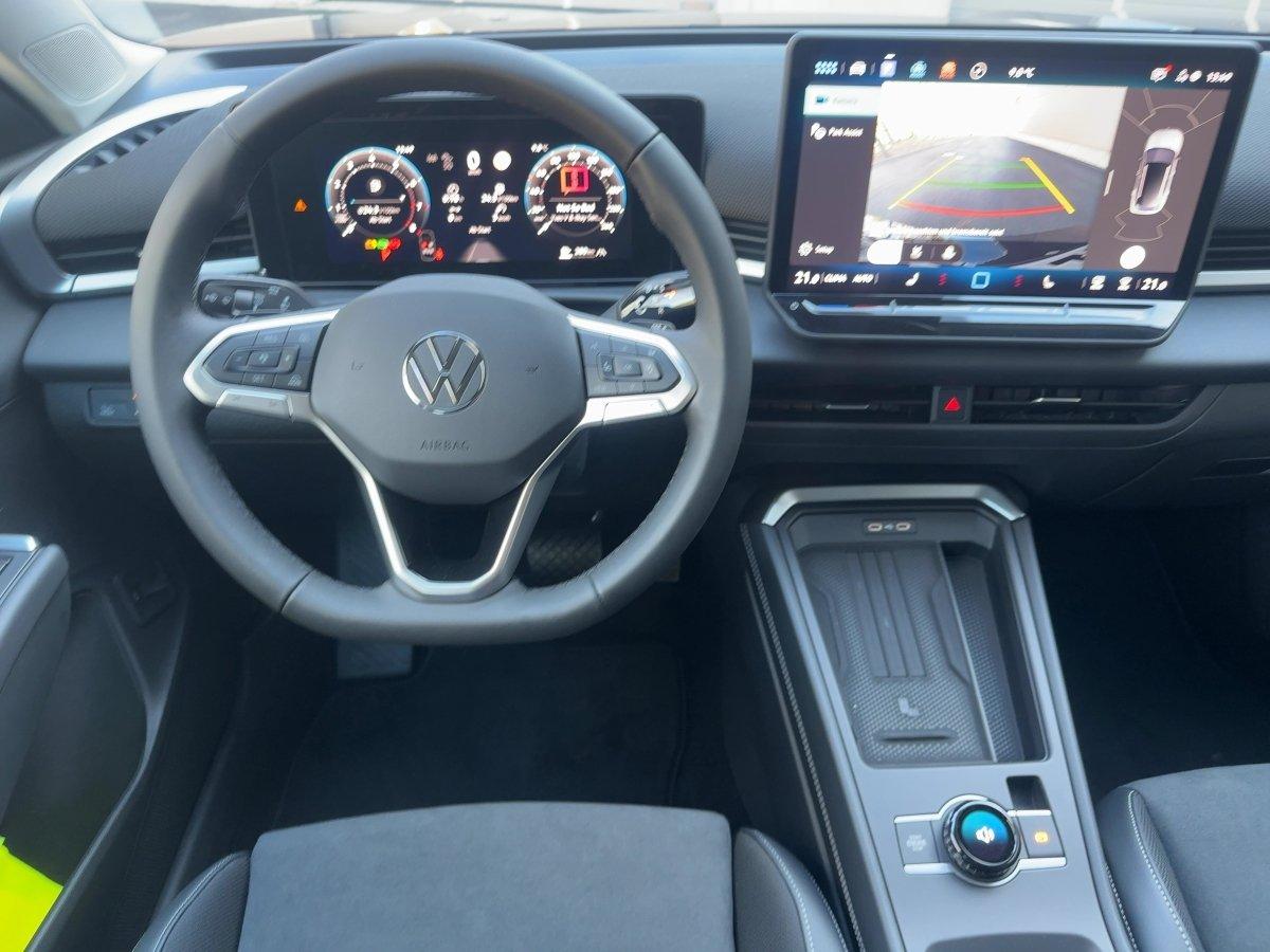 Volkswagen T-Roc Style 1.5 l eTSI OPF DSG AHK Nav IQ.Light, миниатюра 13