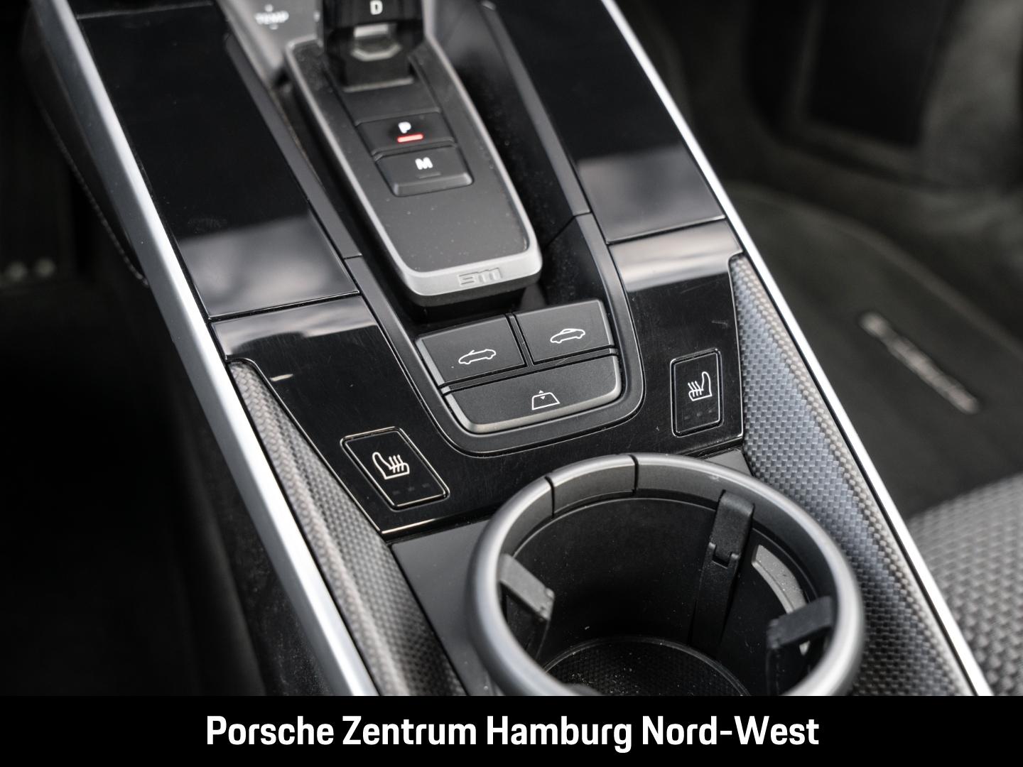 Porsche 992 (911) Carrera 4S Cabriolet BOSE SportDesign