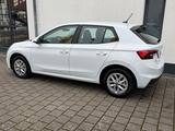 Skoda Fabia 1.0l TSI Essence (PDC,Alu,GRA,5/100) - Skoda Fabia: E10