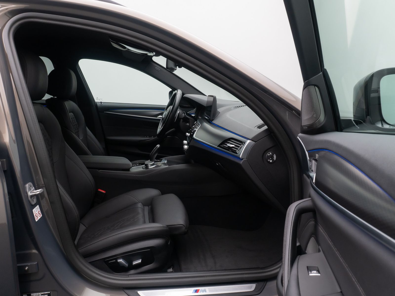 Fahrzeugabbildung BMW 540d xD M Sport Kamera Laser DAB H/K HUD 20Zoll