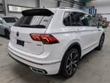 Volkswagen Tiguan 2.0 TDI DSG R-Line 4M ACC R-KAM LED NAVI - VW Tiguan Unfallwagen
