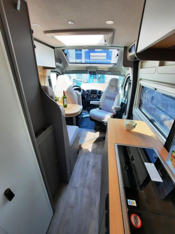 Fahrzeugabbildung LMC Innovan 600 Verfüg./Sparen Sie 11.275,- €