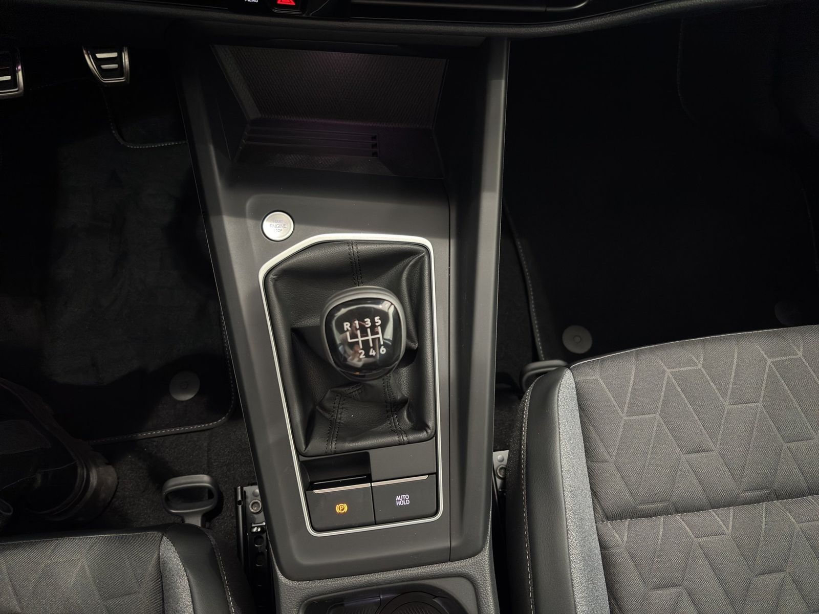 Volkswagen Golf - Bild 14
