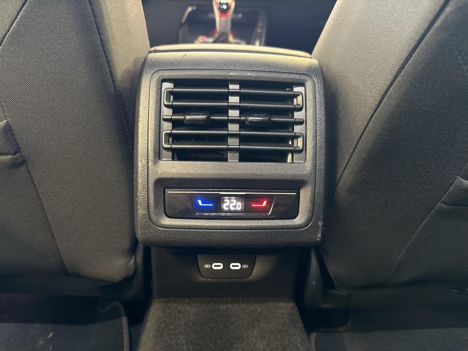 Volkswagen Golf VIII 2.0 GTI AHK CAM ACC LM19 NAVI LED+, миниатюра 20